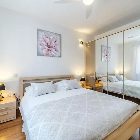 Apartament Peters