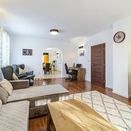 Peters Apartment