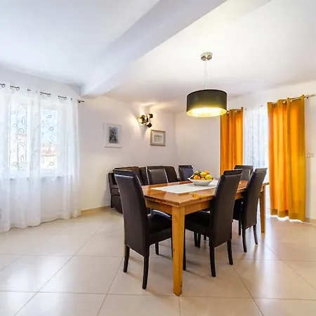 Peters Appartement *